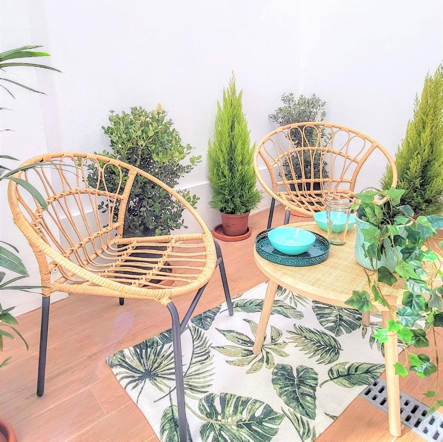 The Shore At Seaside Paradise - Cozy Patio On The Promenade Espinho  Buitenkant foto